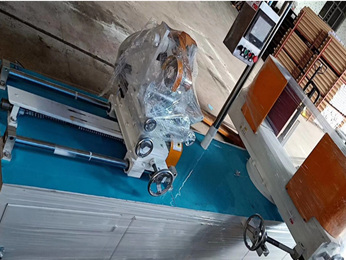 數(shù)控紙管機(jī)